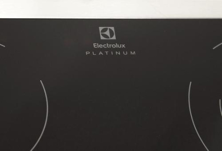 Варочная поверхность Electrolux CEE 6432 KX