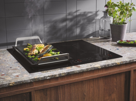 Варочная поверхность Electrolux IPEL 6453KC