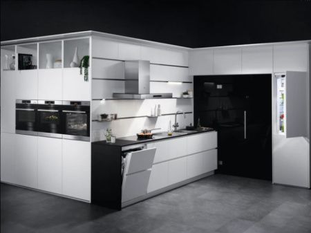 Варочная поверхность AEG HKH 81700XB