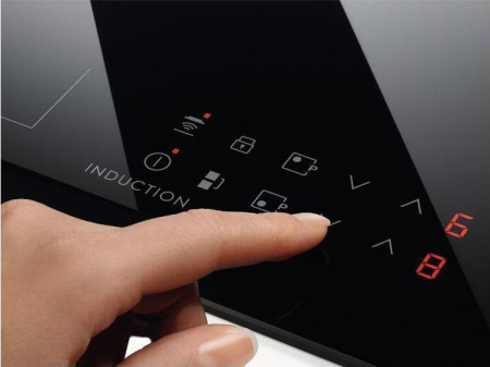 Варочная поверхность Electrolux IPE 6440KF