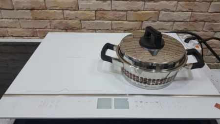 Варочная поверхность De Dietrich DPI 7572 W