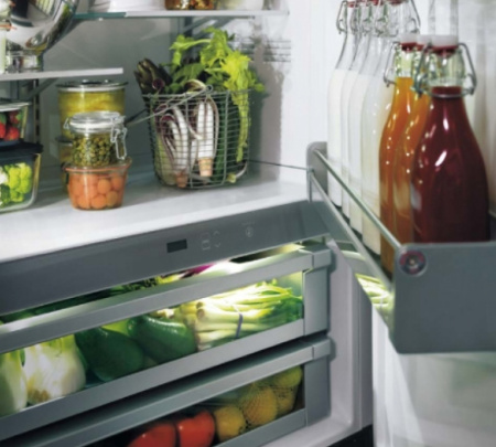 Холодильник KitchenAid KCVCX 20900L