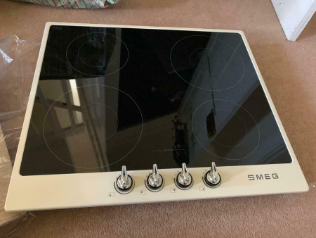 Варочная поверхность Smeg SI964PM